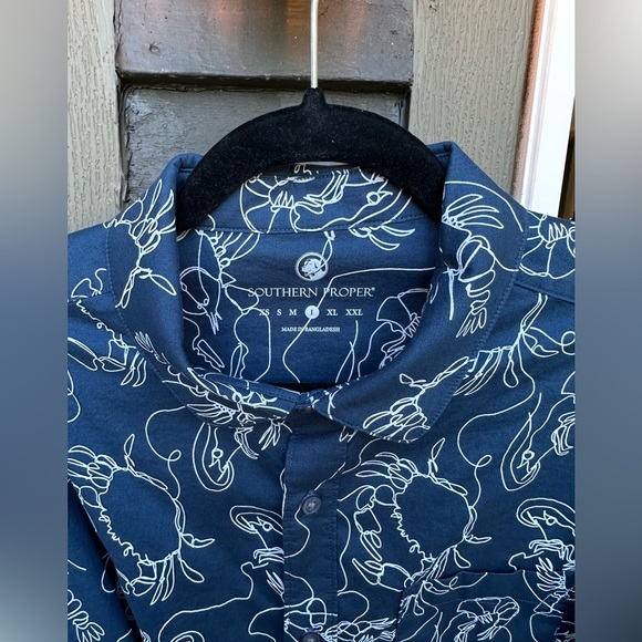 Southern Proper Mens Blue and White Short Sleeve Crab Button Down Size Large - Picture 5 of 10